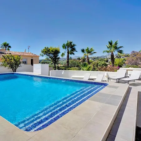Villa Alegria *