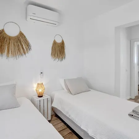Alegria Villa